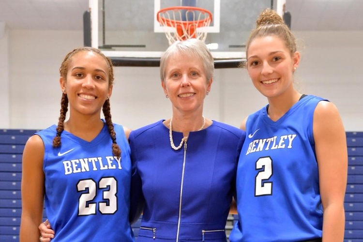 Head coach Barbara Stevens with captains Macchi Smith (l) and Lauren Green