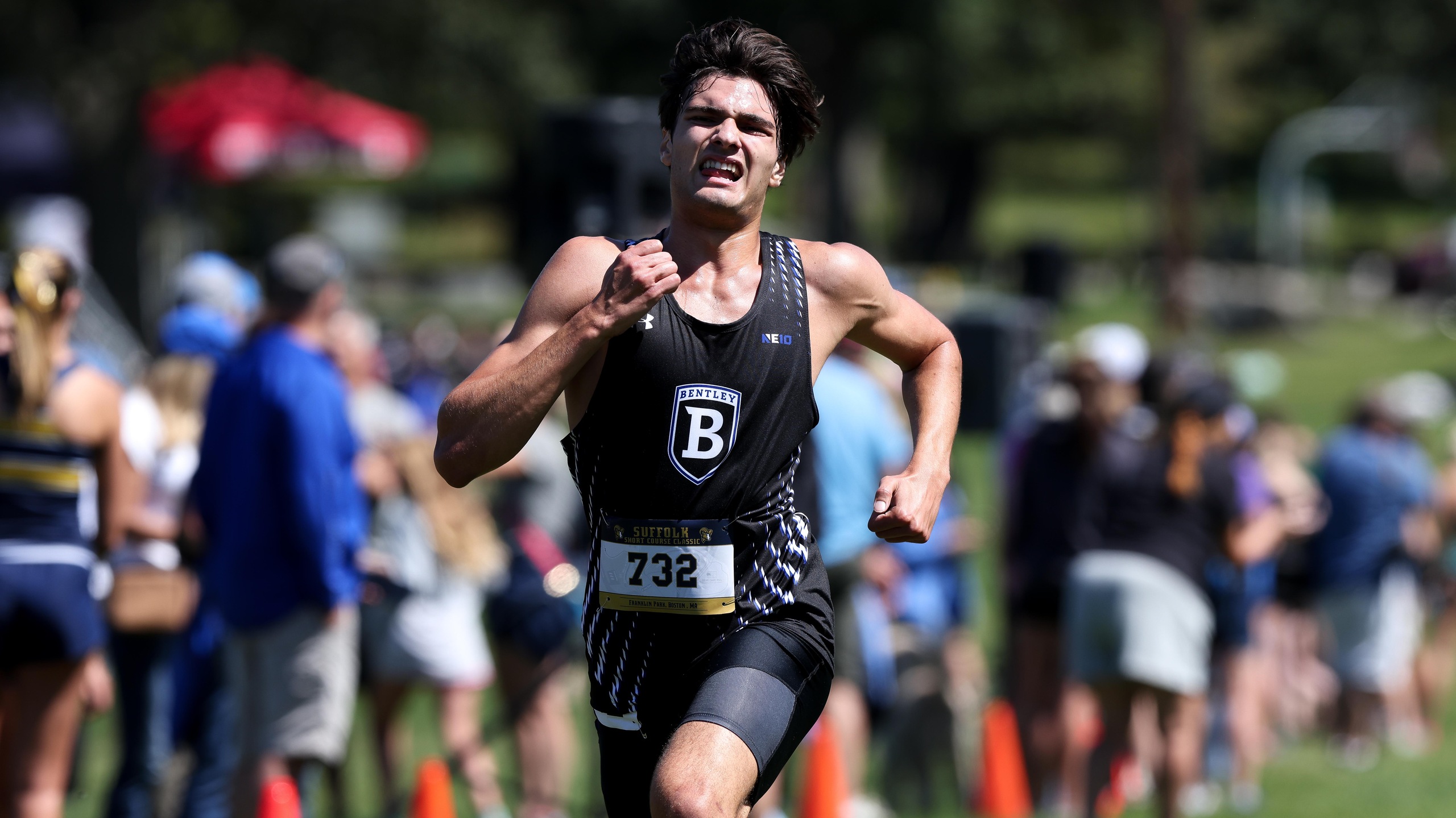Bentley Finishes 12th of 39 at UMass Dartmouth Invitational