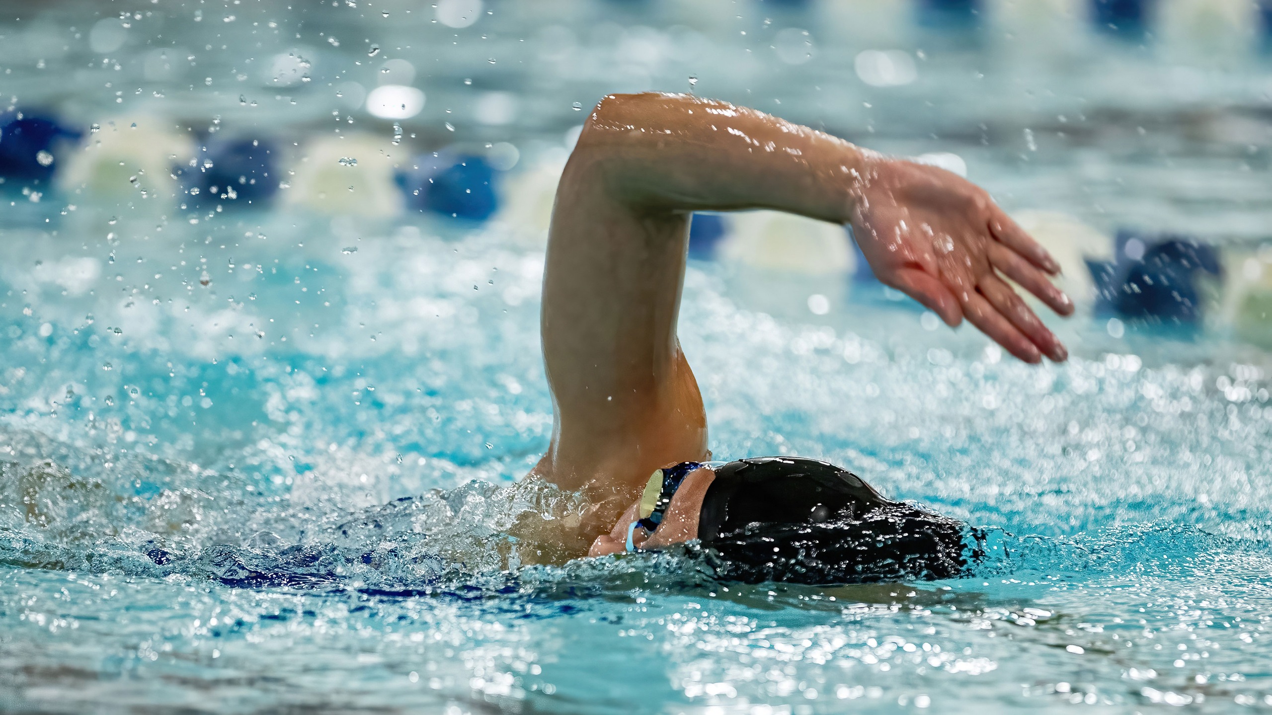 Women's swimming & diving returns to competition at St. Michael's